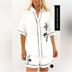 New Women’s White Closet Two-Piece Palm Embroidered Lounge Set size S